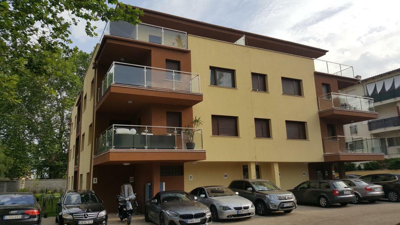 Balaton&Center Wellness Apartman Siofok Dış mekan fotoğraf
